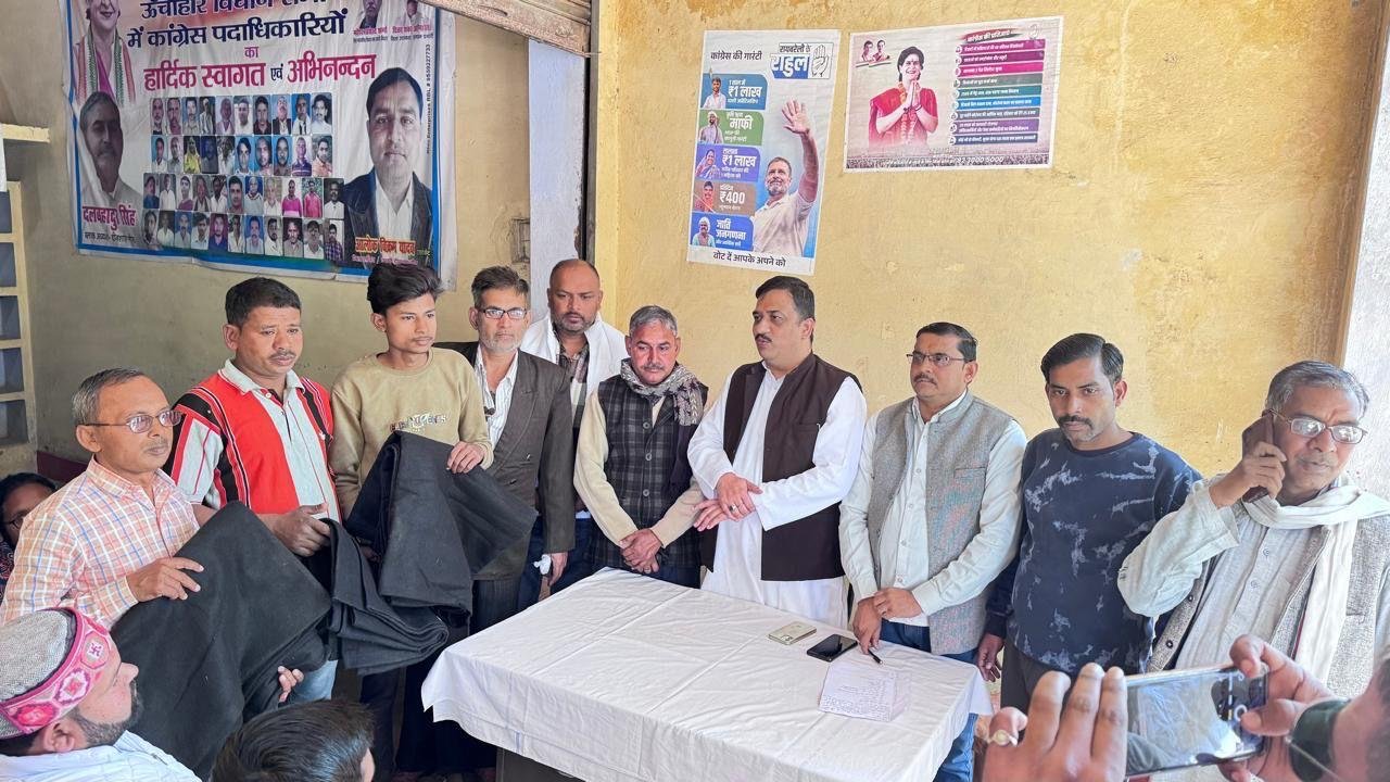 रायबरेली-समाज की ईमानदारी से निस्वार्थ सेवा कर रहे पत्रकार - अतुल सिंह 