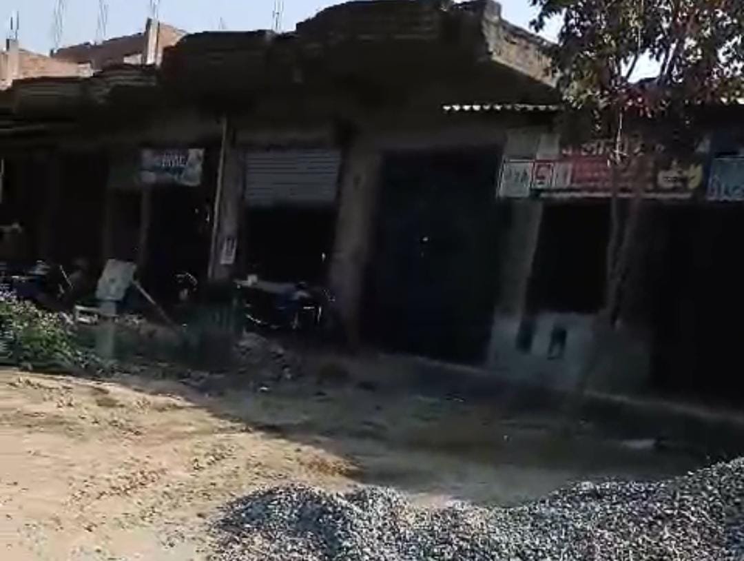 ऊंचाहार में सरकारी तालाब पर हो गया अवैध कब्जा, जिम्मेदार मौन