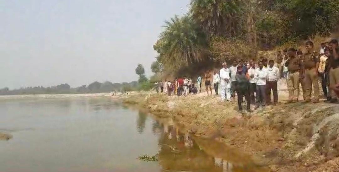 रायबरेली-गंगा स्नान करने गई एक किशोरी गहरे जल में जाने की वजह से डूब तलाश जारी