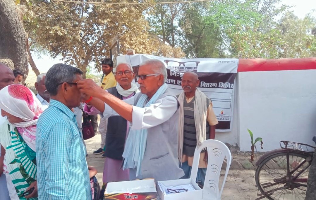 रायबरेली-उमरन के गरीब मरीजों को मिलेगी नई दृष्टि, लोगों ने कराया इलाज
