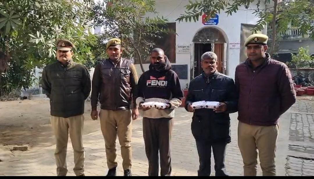 रायबरेली- ऊंचाहार पुलिस को बड़ी सफलता: ज्वेलरी दुकान में चोरी करने वाले दो शातिर चोर गिरफ्तार