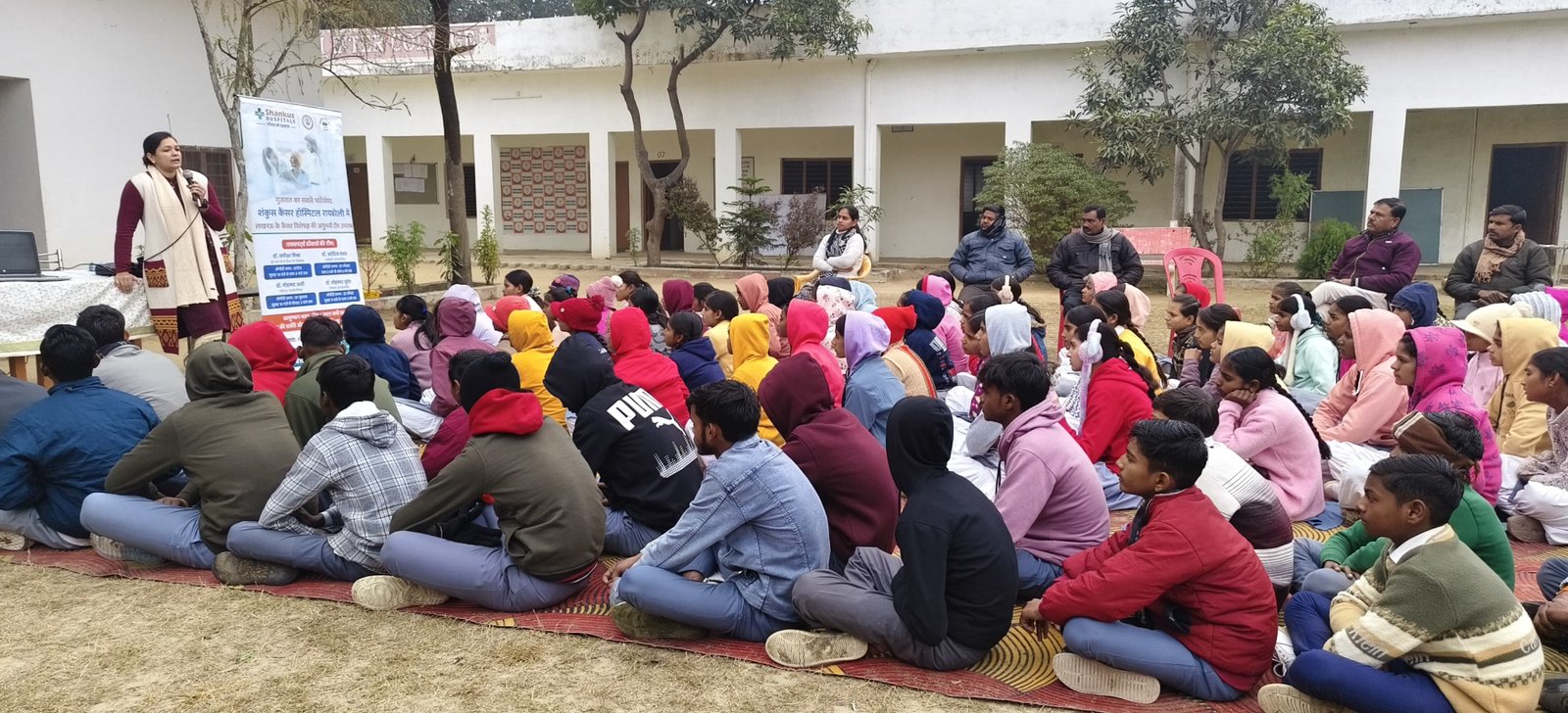 रायबरेली- श्याम सुंदर इंटर कॉलेज में मनाया गया कैंसर जागरूकता गोष्ठी