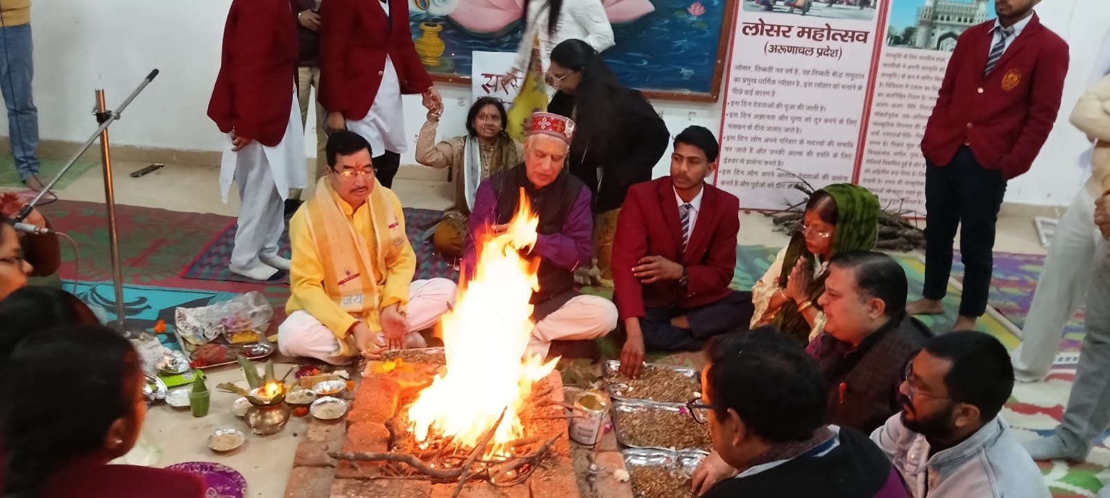 रायबरेली - बसंत पंचमी पर्व पर पीएम जवाहर नवोदय विद्यालय में यज्ञ-हवन पूजन विधिवत संपन्न