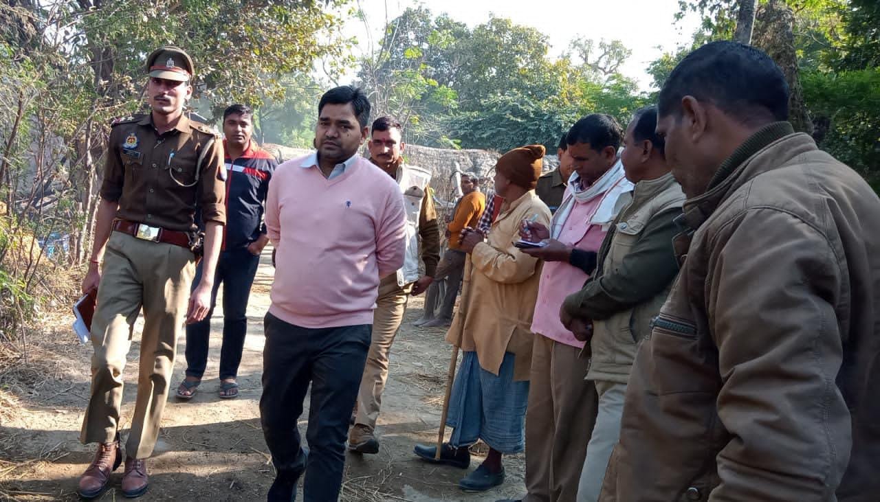 Raibareli -अज्ञात कारणों से घर के छप्पर में लगी आग*