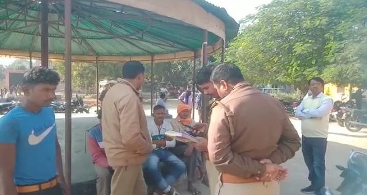 Raibareli-पेड़ से गिरकर युवक की गई जान