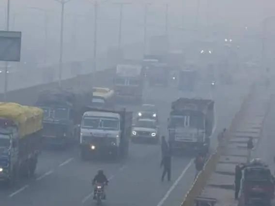 प्रदूषण से बिगड़े हालात, AQI 460 के पार, जानें अगले चार दिनों तक कैसा रहेगा मौसम?