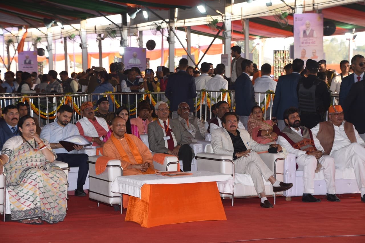 Raibareli-प्रधानमंत्री ने पांच एम्स को राष्ट्र को किया समर्पित