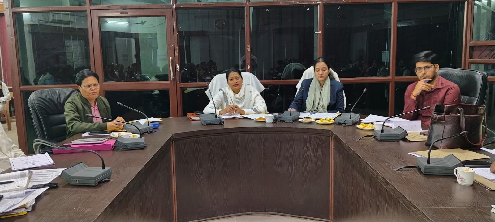 Raibareli-जिला स्वास्थ्य समिति के शासी निकाय की बैठक सम्पन्न