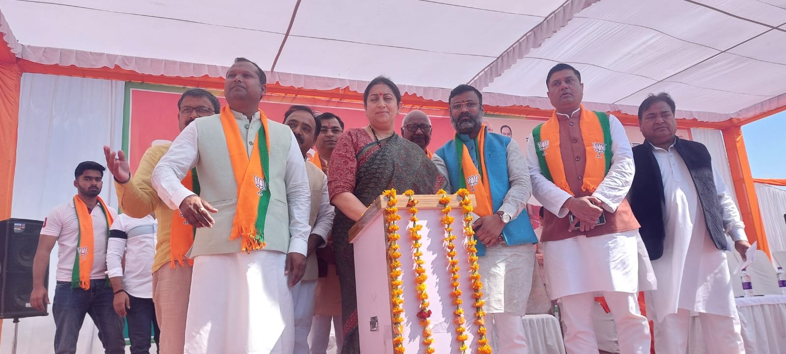 Raibareli- केंद्रीय मंत्री ने 26 सड़कों का किया शिलान्यास