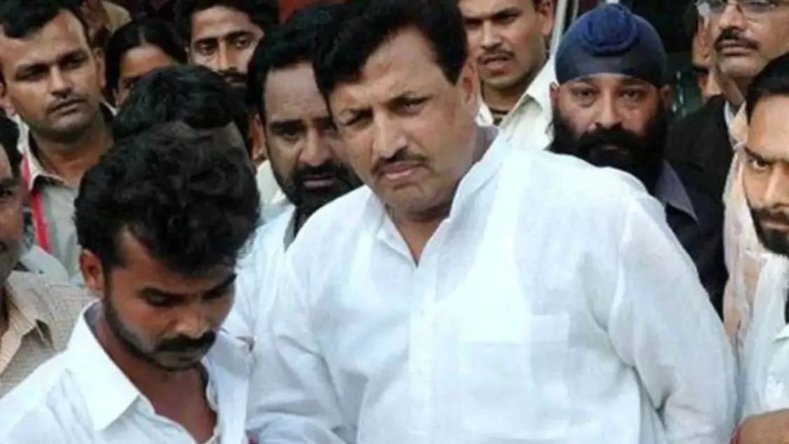 कांग्रेस में शामिल हुए पूर्व मंत्री अमरमणि त्रिपाठी के बेटे अमनमणि, पार्टी नेता ने किया विरोध