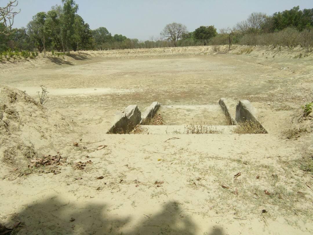 रायबरेली-पोखरणों में उड़ रही धूल , कुएं इतिहास में दफन