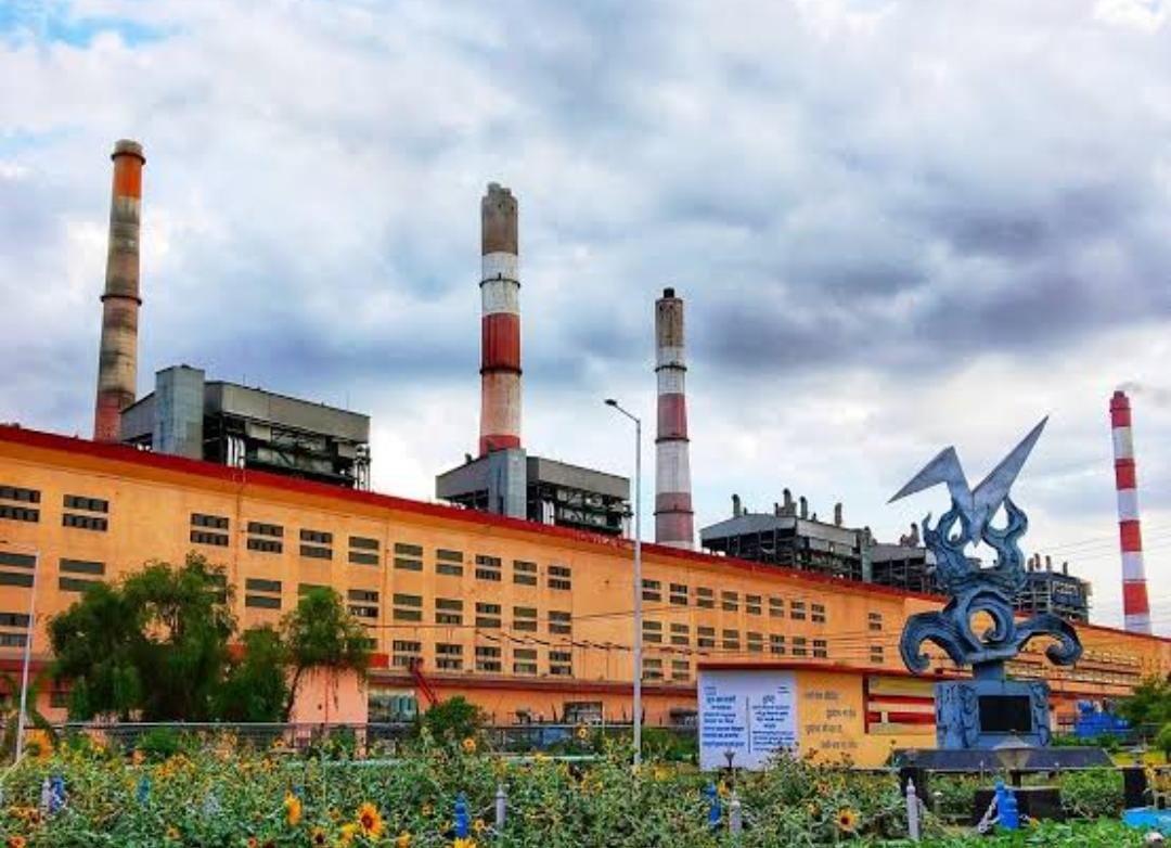 रायबरेली-210 मेगावाट की यूनिट का पीए फैन हुआ खराब , उत्पादन ठप 