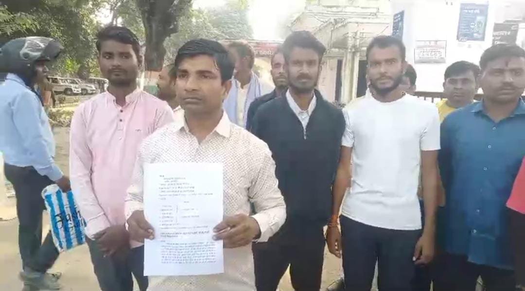 Raebareli: आखिर क्यों पुलिस पर युवक ने लगाया आरोप।