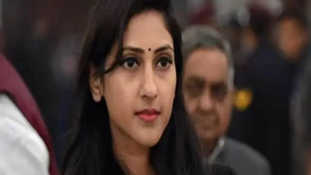 रायबरेली की MLA अदिति सिंह ने बढ़ाई लखनऊ की हलचल