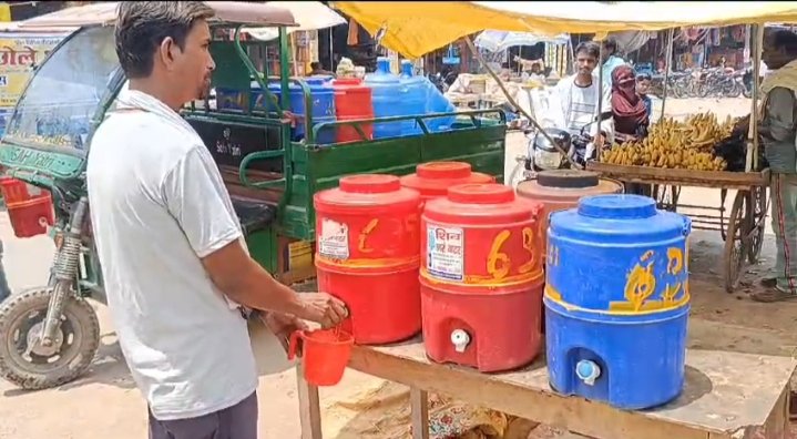 रायबरेली-पूर्व निकाय अध्यक्ष ने राहगीरों के हलक तर करने के लिए शुरू किया प्याऊ