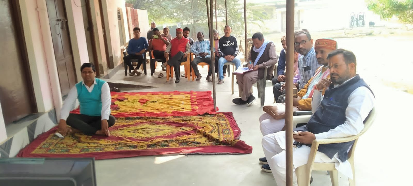 रायबरेली:लइव प्रसारण कार्यक्रम देश के यशस्वी प्रधानमंत्री श्री नरेंद्र मोदी जी का एपीसोड 107 को सुना