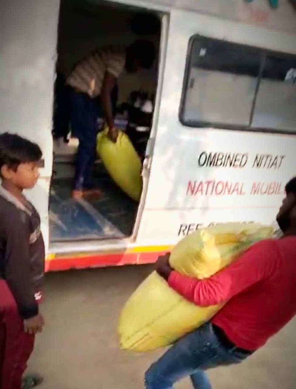 रायबरेली:ऊंचाहार में सरकार की निशुल्क एंबुलेंस सेवा लगा रहा पलीता जानें कैसे।