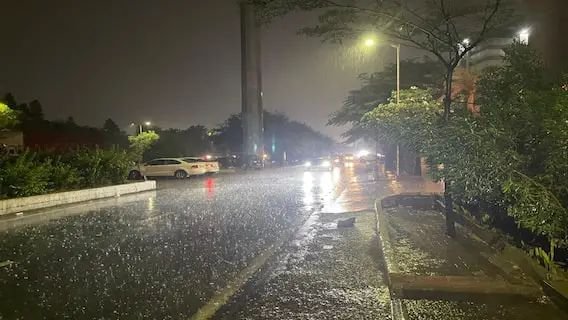 यूपी के मैसम पर आया बड़ा अपडेट इन इलाकों में हो सकती है झमाझम बारिश ,आप अपने जिले का देखे हाल