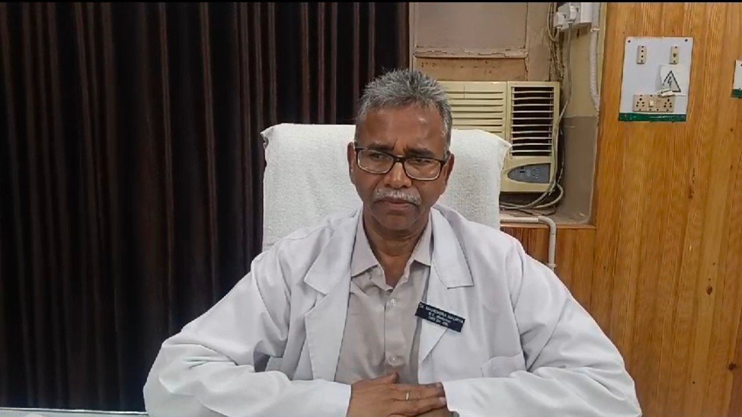 Raibareli-दो दिन पहले रिटायर हुए CMS नहीं छोड़ रहे हैं चार्ज