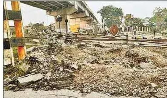 रायबरेली:आखिर कब बनेंगा अन्डर पास,मामला हाईवे स्थित रेलवे गेट संख्या 44 ए का।