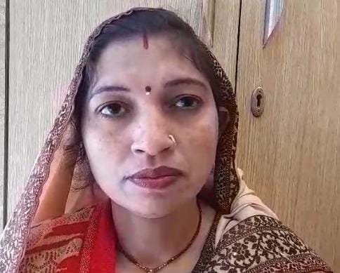 रायबरेली:इण्डियन गैस एजेंसी संचालक पर जारी गैस सिलेण्डर दूसरे उपभोक्ता को बेचने का आरोप 