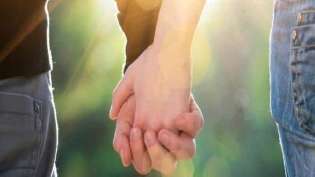 Raibareli-खाने में देती है नींद की गोलियां, फिर प्रेमी संग करती है रंगरेलियां