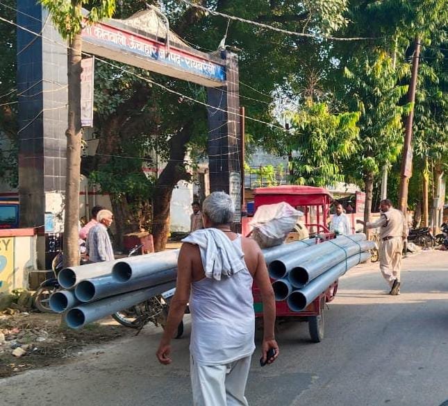 रायबरेली-एआरटीओ ने पकड़े तीन वाहन, किया सीज