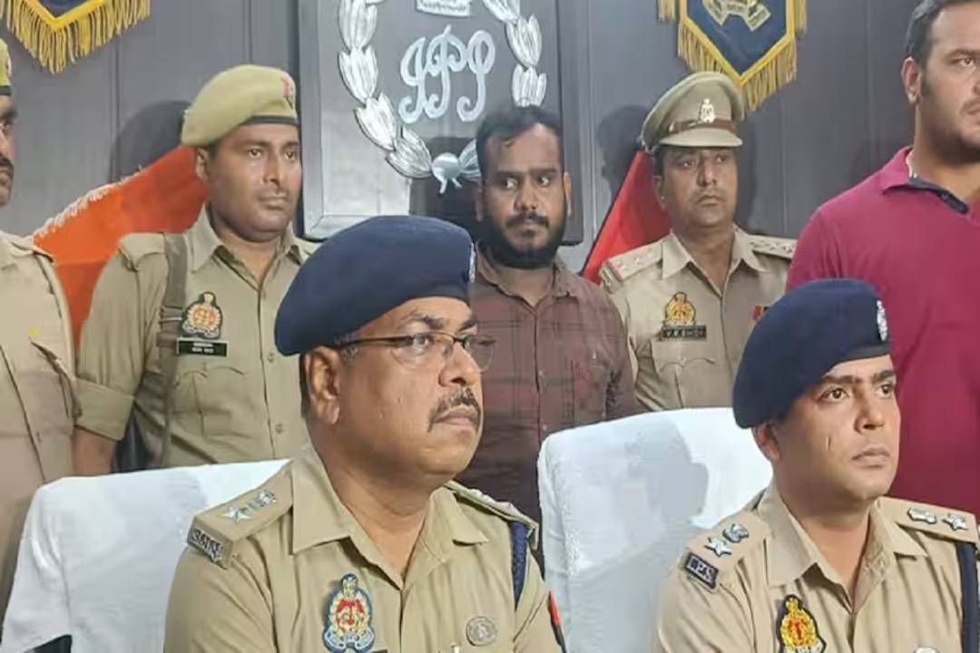 प्रेम-प्रसंग के चक्कर में एक साथ 4 हत्या, इस बात पर राजी नहीं हुई टीचर