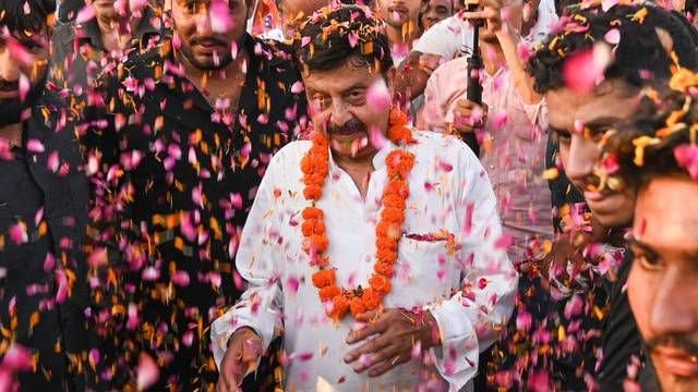 राव नरबीर सिंह भी बने हरियाणा के मंत्री, 37 साल से देश का कोई नेता नहीं तोड़ पाया इनका रिकॉर्ड