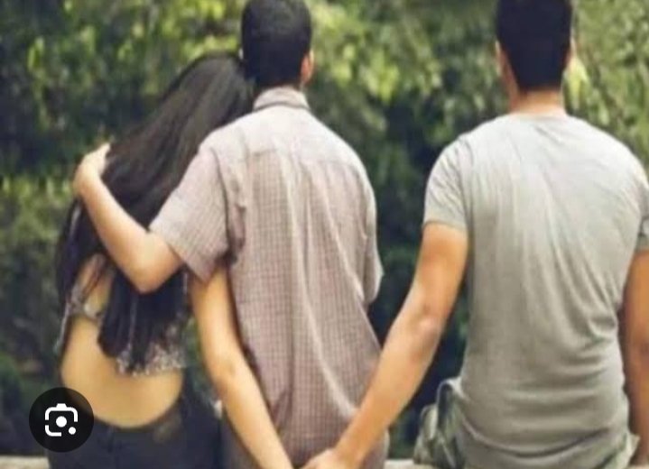 प्रेमी से संबंध बनाकर पत्नी ने जन्मे दो बच्चे , पति की नसबंदी के बाद तीसरी बार प्रेग्नेंट हुई तो खुली पोल