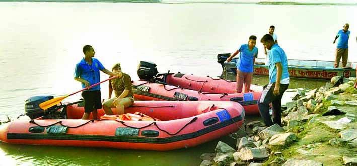 रायबरेली में कार्तिक पूर्णिमा मेले में स्टीमरों पर मुस्तैद रहेंगे पुलिसकर्मी,तीसरी आंख से होगी निगरानी