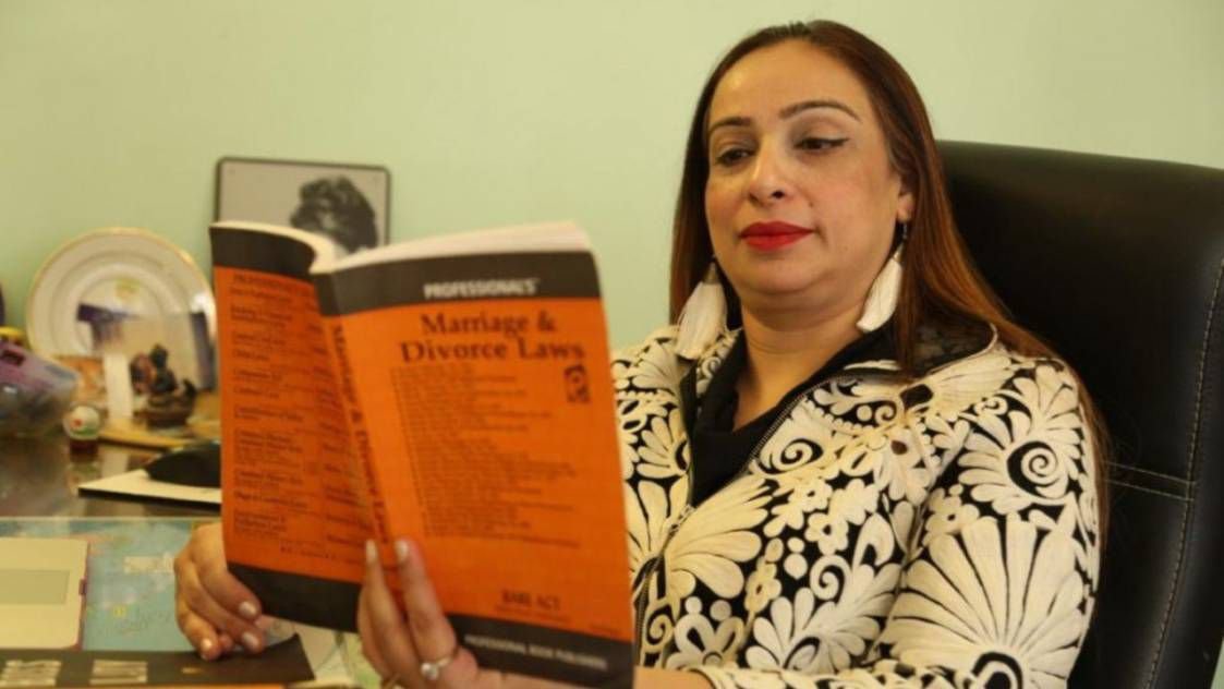 सेक्स लाइफ से उम्मीदें...अच्छा तो इस वजह से बॉलीवुड में होते हैं तलाक?