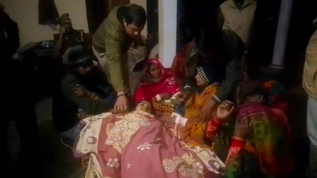 रायबरेली में महिला का फाँसी के फंदे से लटकता मिला शव