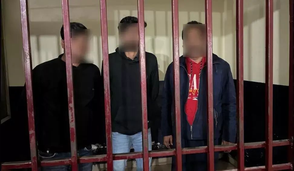 गोलियों की तड़तड़ाहट से गूँज उठा लखनऊ, पलासियो मॉल के बाहर हुई देर रात जमकर फायरिंग