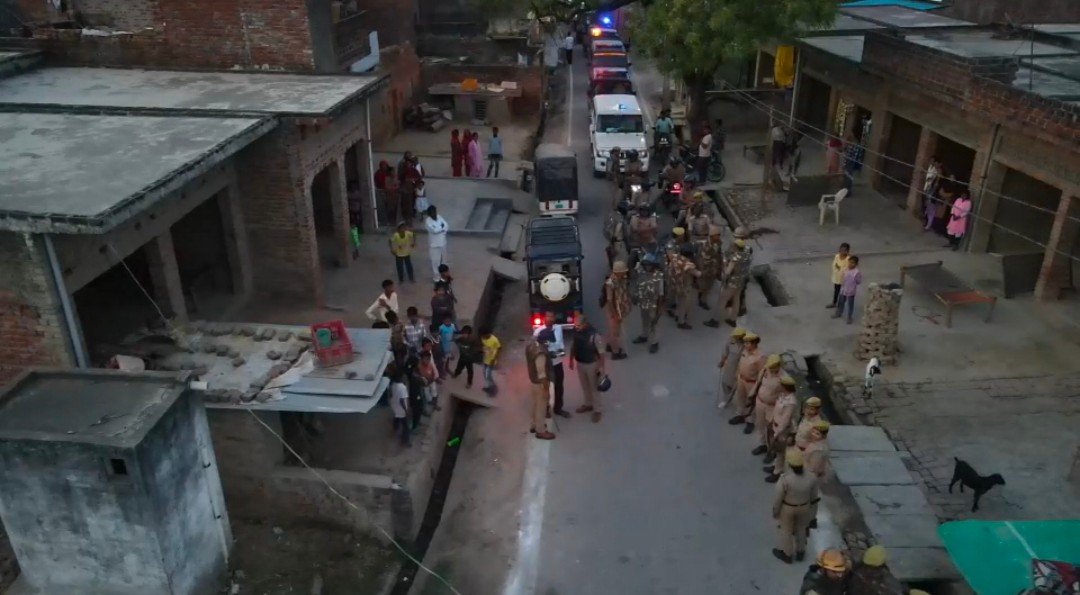 रायबरेली पुलिस अलर्ट ,ड्रोन कैमरों से मुश्लिम बाहुल्य क्षेत्रो में रखी जा रही नजर