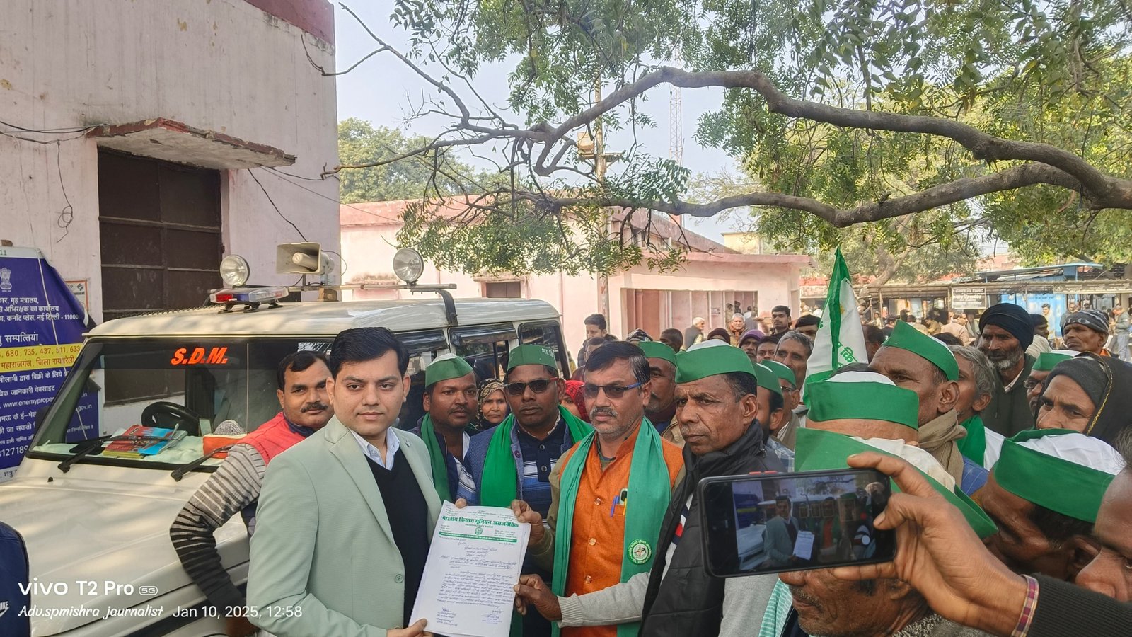 रायबरेली-भारतीय किसान यूनियन अराजनैतिक दल ने उपजिलाधिकारी को सौंपा दस सूत्रीय ज्ञापन