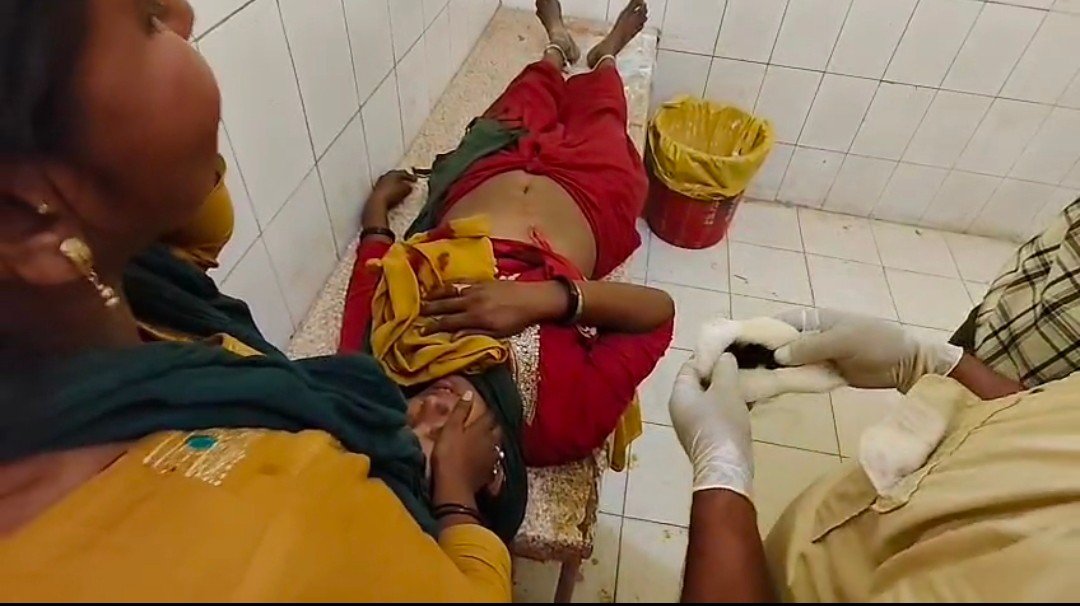 रायबरेली में पति ने पत्नी पर चाकुओं से किया जानलेवा हमला