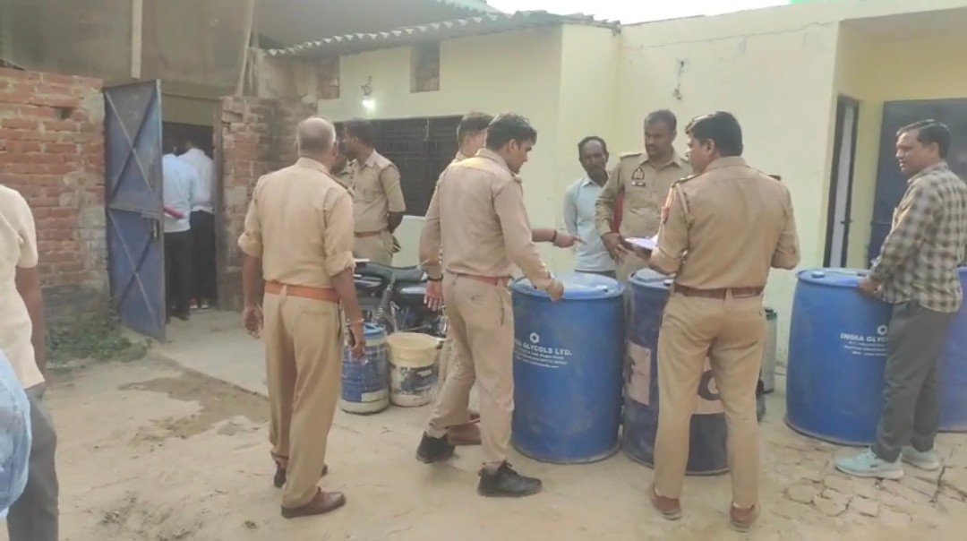 रायबरेली पुलिस ने तीन अभियुक्त संदीप, आशीष व लालबहादुर को किया गिरफ्तार