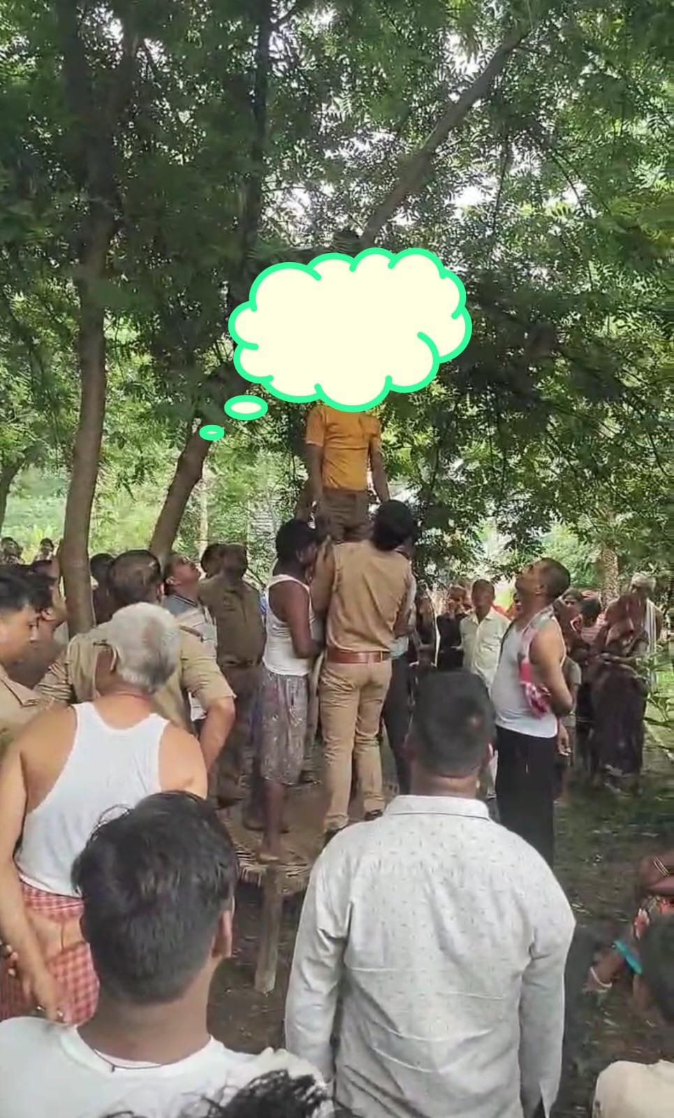 रायबरेली-लालगंज प्राथमिक विद्यालय परिसर में एक 19 वर्षीय युवक का मिला शव, सनसनी,,, 