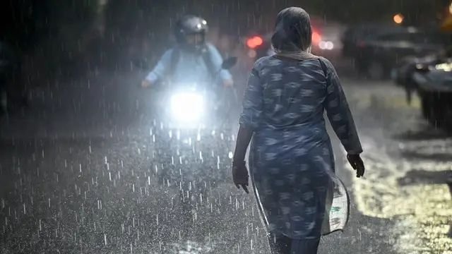 यूपी में मौसम विभाग का अलर्ट, अगले 3 घंटों में इन जिलों में जमकर बारिश