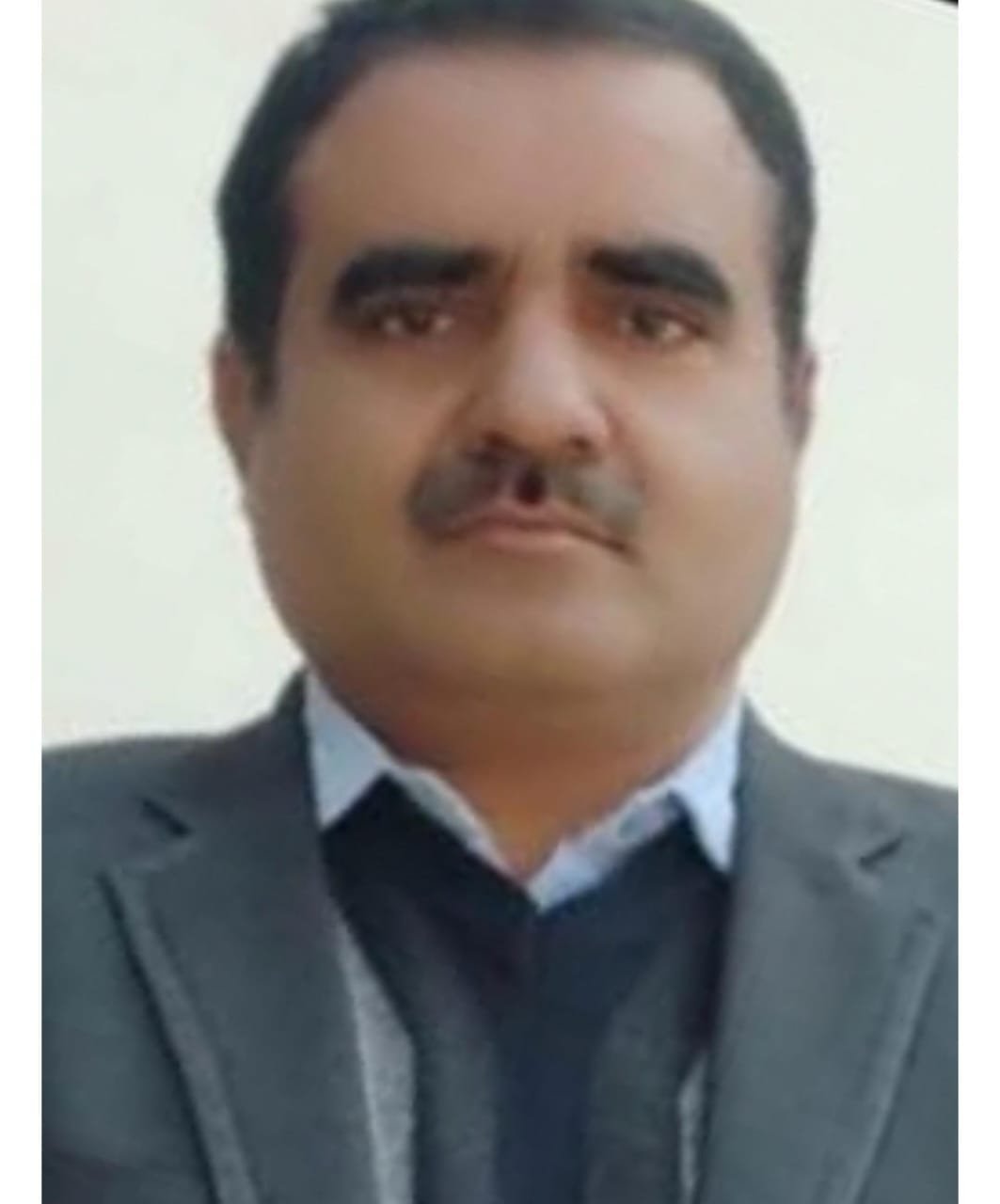 रायबरेली-ऊंचाहार के निगोंहा गाँव निवासी आशीष तिवारी  को भारतीय रेल के डिवीजनल रेलवे कमेटी (DRUCC) ने मंत्रालय द्वारा सदस्य किये गए नामित