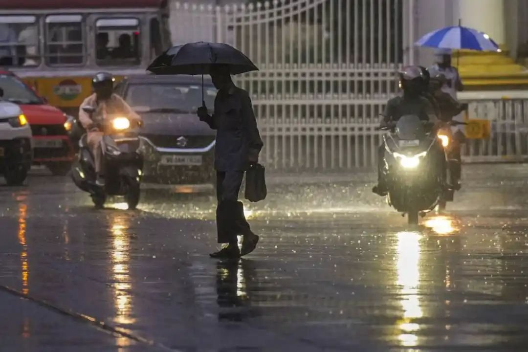 9 अगस्त को होगी भारी बारिश, रक्षा बंधन के दिन इन राज्यों में बरसेंगे बादल