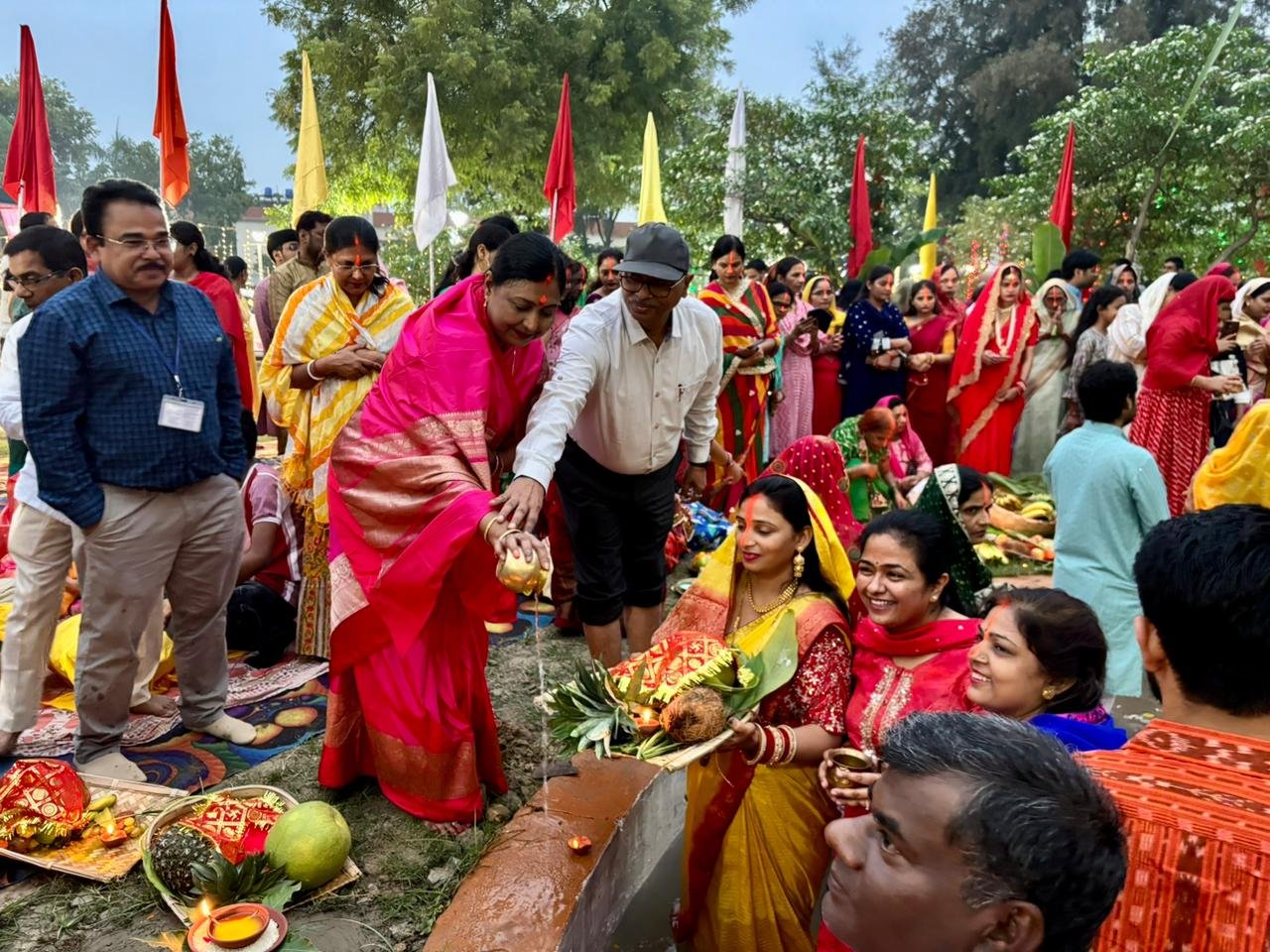 रायबरेली-एनटीपीसी में छठ पूजा की धूम,,,,, 