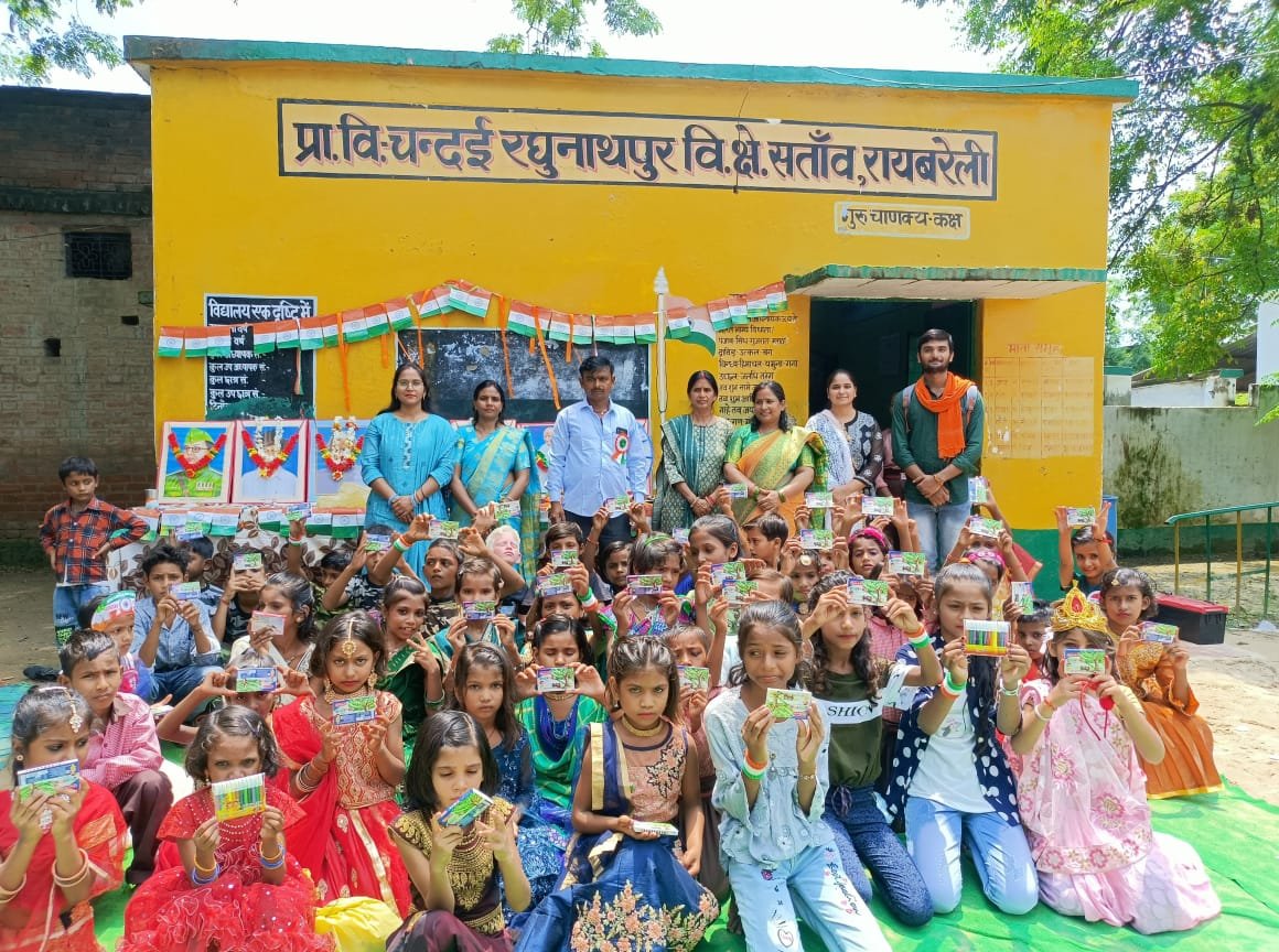 Raibareli-प्रावि चंदई रघुनाथपुर में मनाया गया स्वतंत्रता दिवस