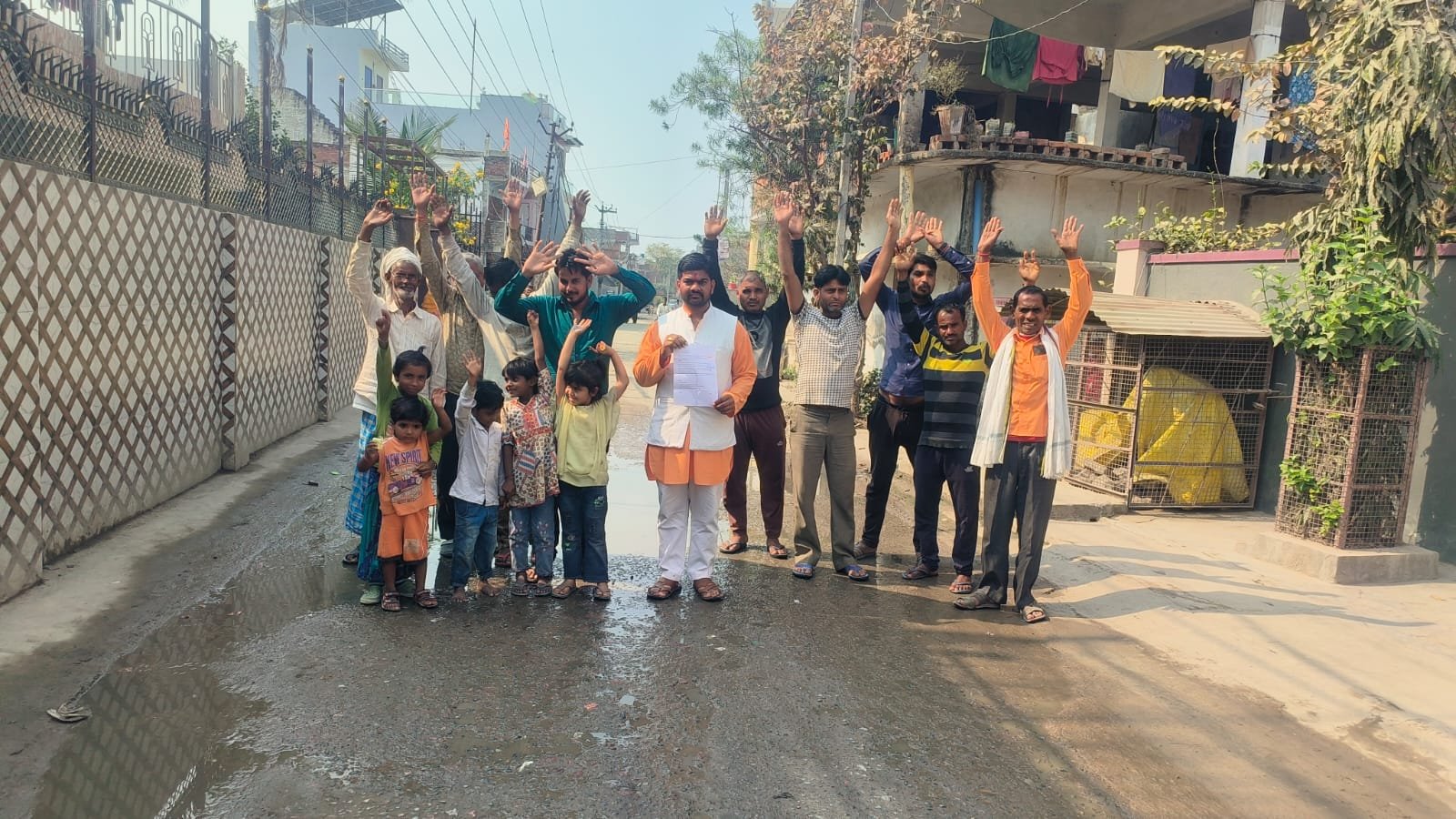 ऊंचाहार: जर्जर एनटीपीसी संपर्क मार्ग के पुनर्निर्माण हेतु जिला पंचायत सदस्य ने प्रधानमंत्री को लिखा पत्र