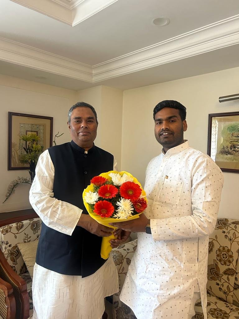 नेपाल के पूर्व उपप्रधानमंत्री उपेंद्र यादव से मिले भाजपा के राष्ट्रीय कार्यसमिति सदस्य डॉ विजय यादव