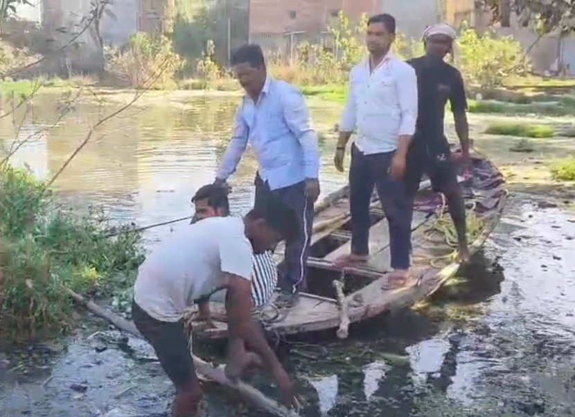 रायबरेली-कल तालाब में डूबा था अडेढ जहाँगीराबाद का रहने वाला था म्रतक सत्य प्रकाश तिवारी