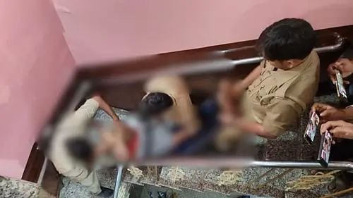 कमरे में अचेत मिले प्रेमी युगल, फैली सनसनी, प्रेमिका की मौत, पुलिस कर रही तफ्तीश