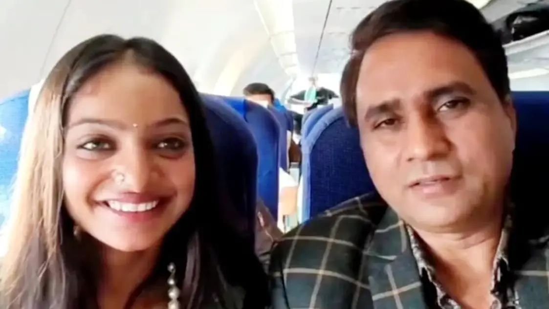 मोनालिसा को हीरोइन बनाने वाले डायरेक्टर सनोज मिश्रा रेप के आरोप में गिरफ्तार, फिल्म इंडस्ट्री में मचा हड़कंप