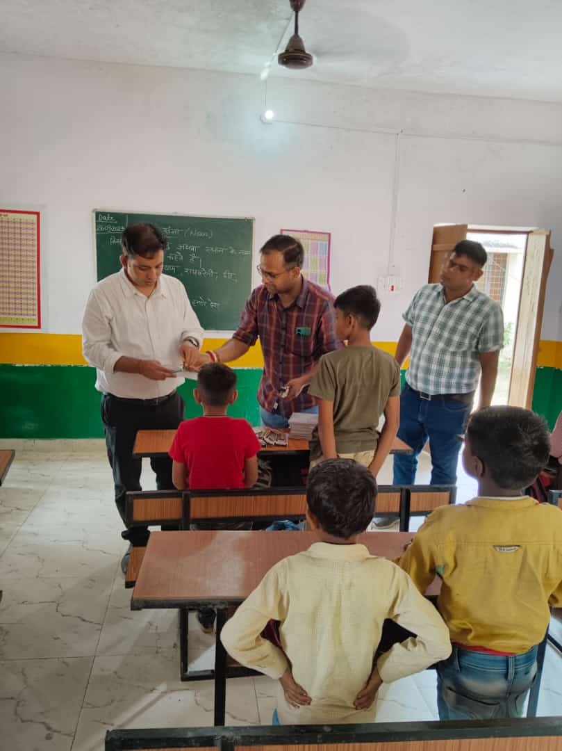 रायबरेली-एसडीएम ने विद्यालय का किया निरीक्षण
